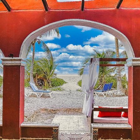 Beachfront Hacienda Del Cuyo Groundfloor Exterior photo